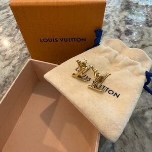 AUTHENTIC Louis Vuitton LV Logo Stud Earrings M00743 FULL SET + ORIG RECEIPT